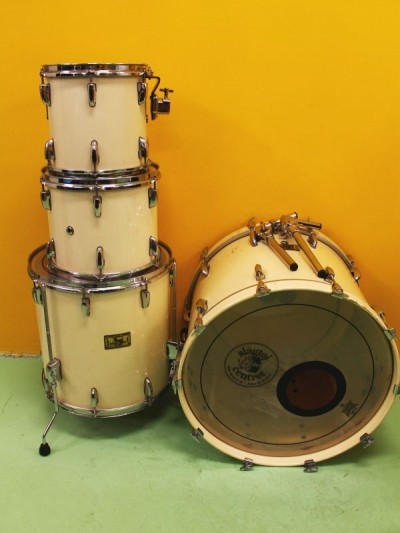 Pearl Masters Custom Maple Shell Pack
